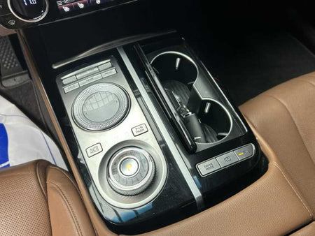 Genesis G80 — photo 10
