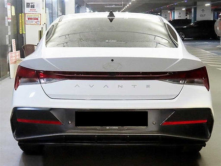 Hyundai Avante — photo 02