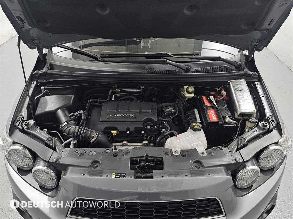 CHEVROLET Aveo — photo 06