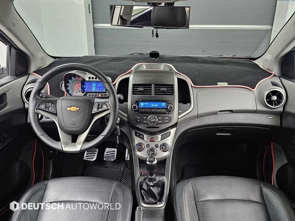 CHEVROLET Aveo — photo 07