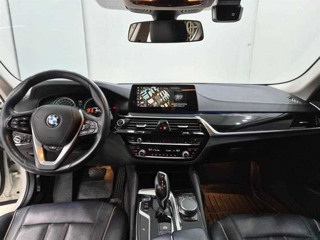 BMW 5-Series — photo 06