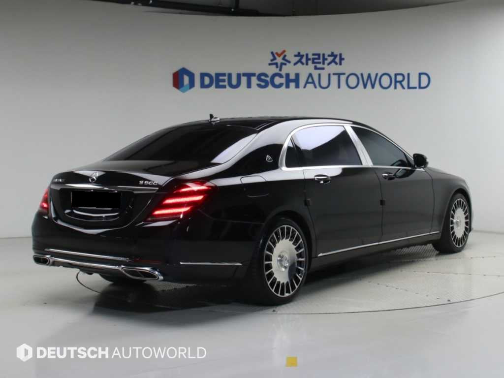 Mercedes-Benz S-Class — photo 02