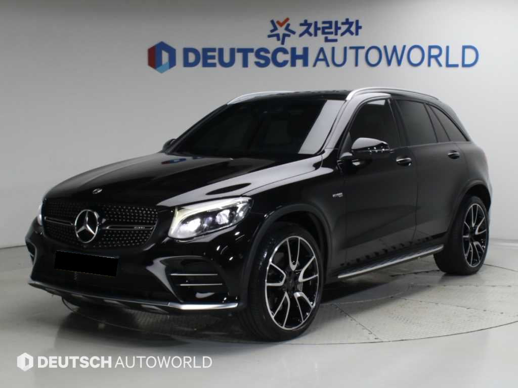 Mercedes-Benz GLC-Class — photo 01