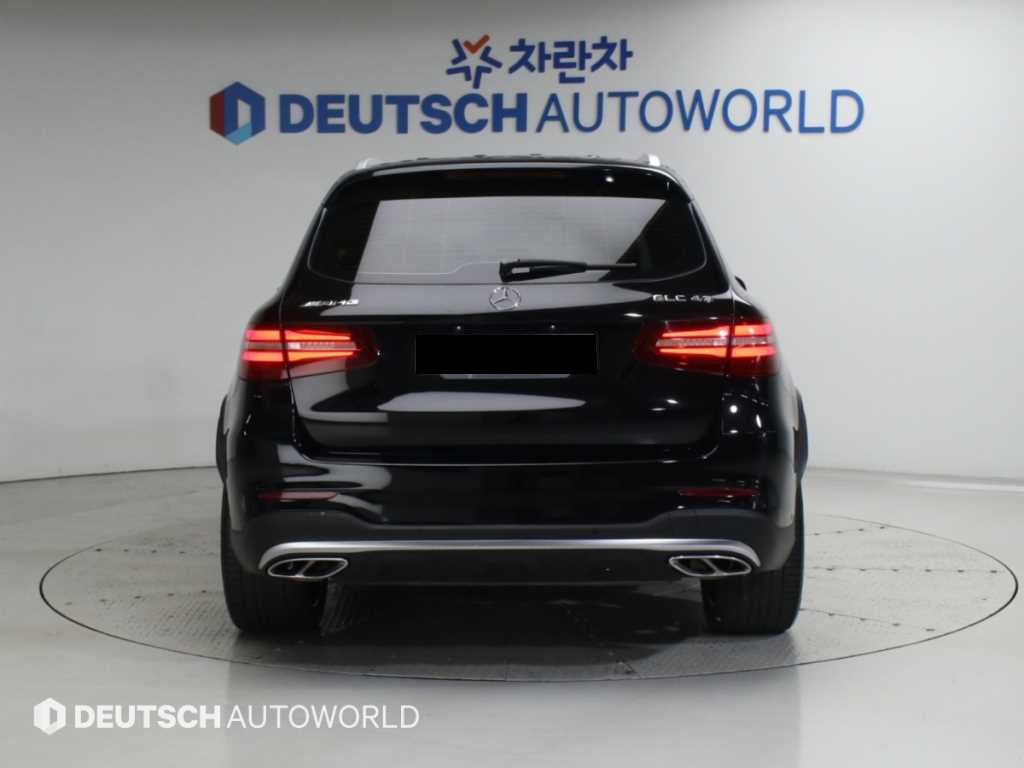 Mercedes-Benz GLC-Class — photo 04