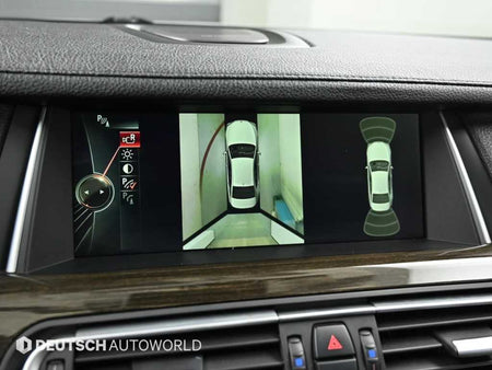 BMW 7-Series — photo 15