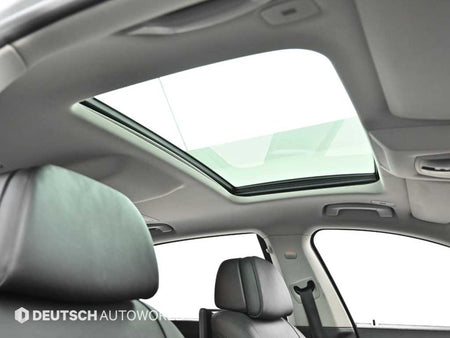 BMW 7-Series — photo 18