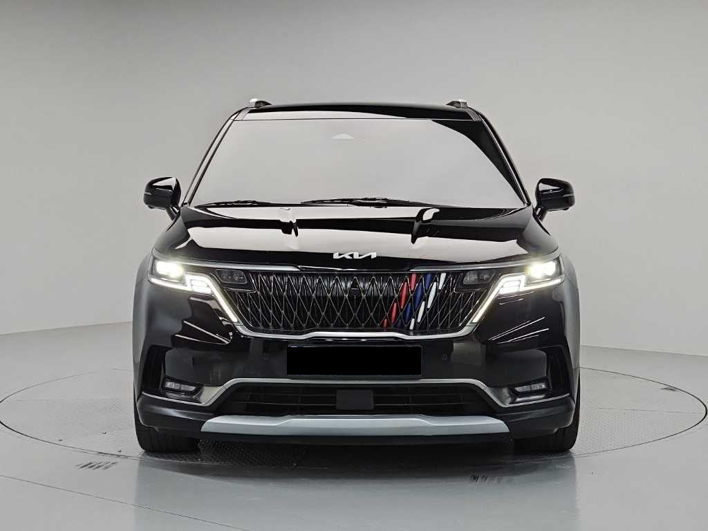 Kia Carnival — photo 02