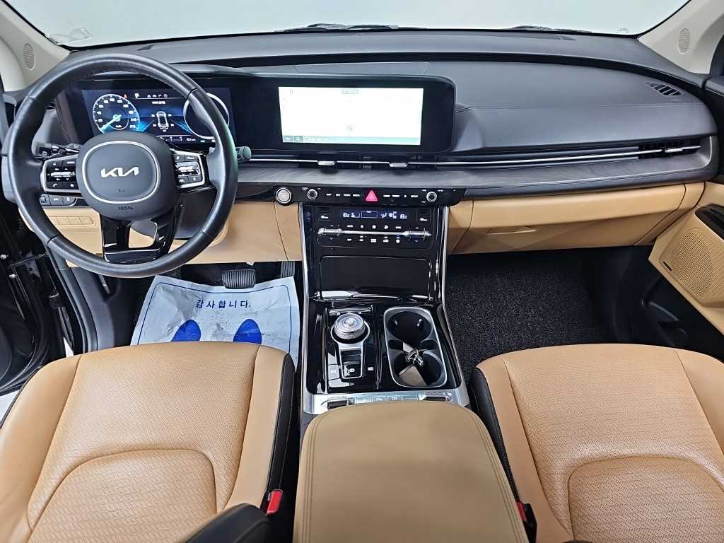 Kia Carnival — photo 07