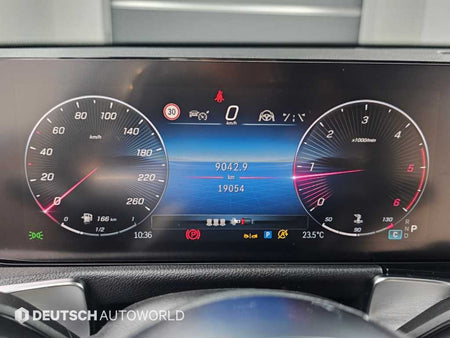 Mercedes-Benz GLB-Class — photo 08
