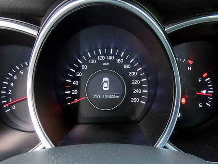 Kia K5 — photo 09