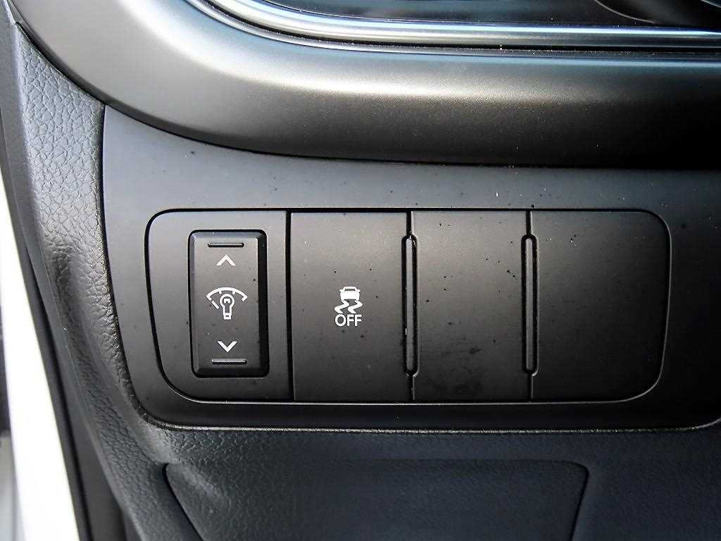 Kia K5 — photo 12