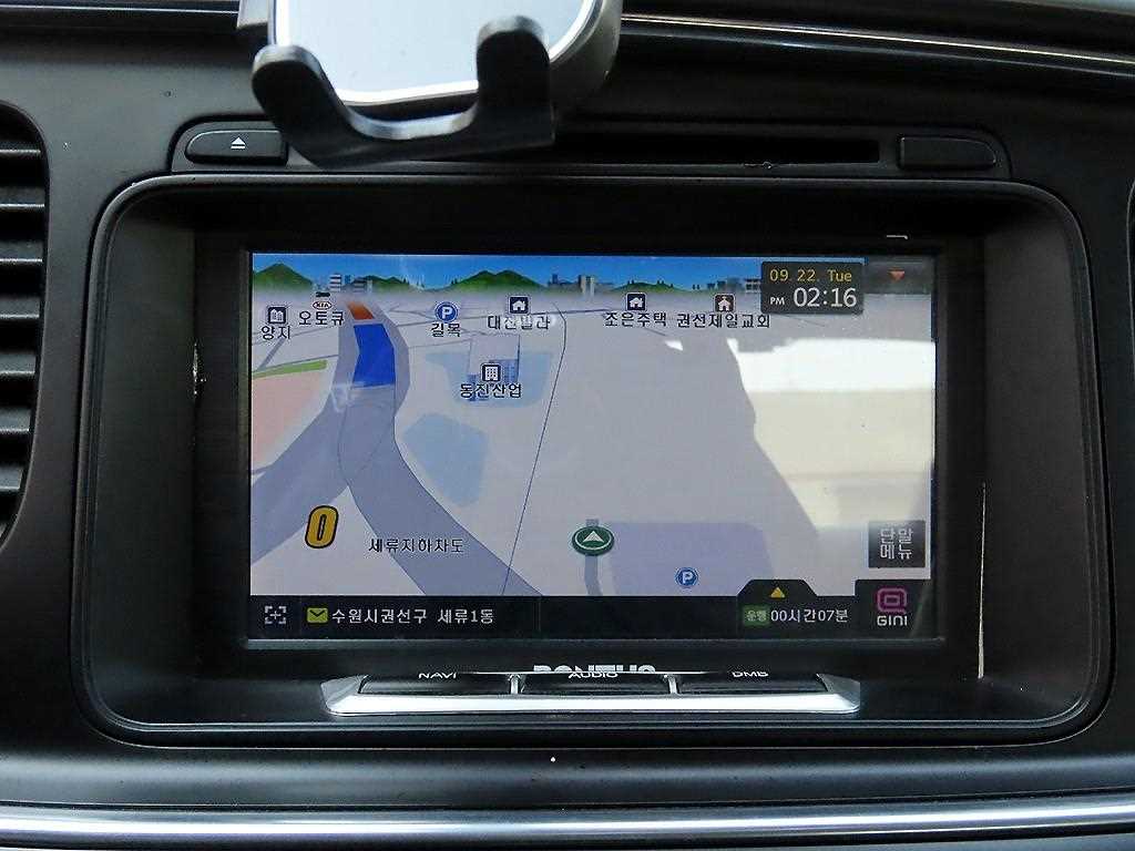 Kia K5 — photo 14