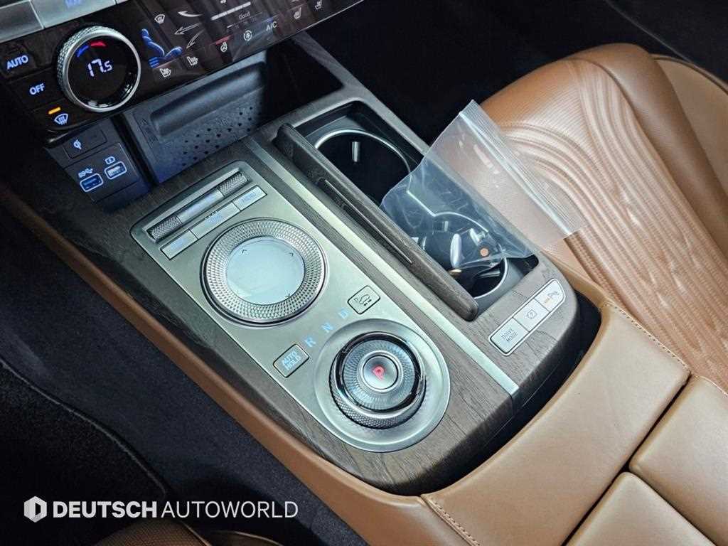 Genesis G80 — photo 10