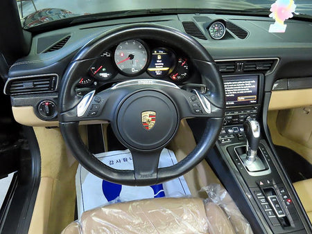 Porsche 911 — photo 13