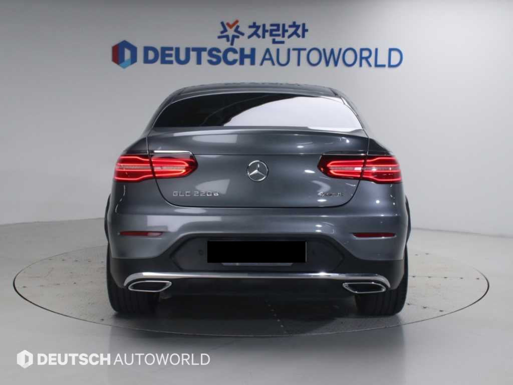 Mercedes-Benz GLC-Class — photo 04