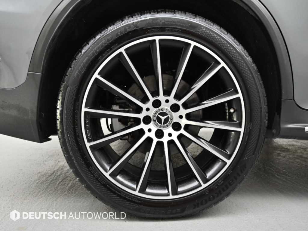 Mercedes-Benz GLC-Class — photo 05