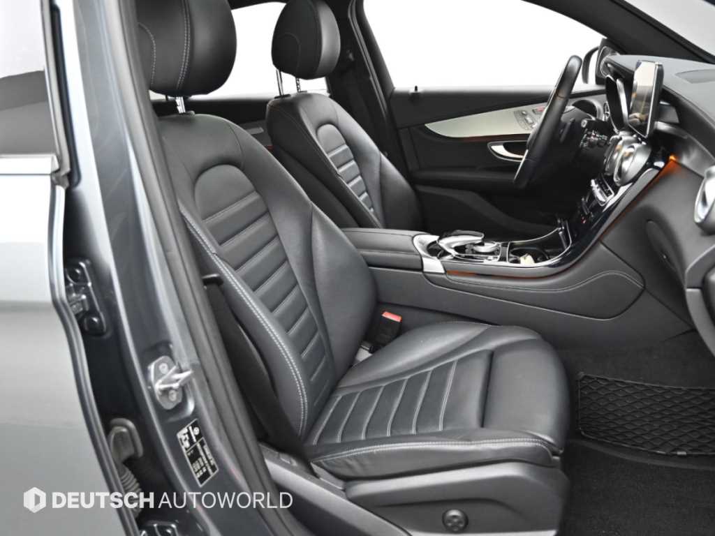 Mercedes-Benz GLC-Class — photo 10