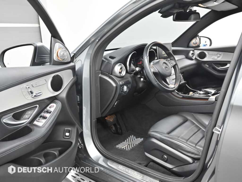 Mercedes-Benz GLC-Class — photo 11