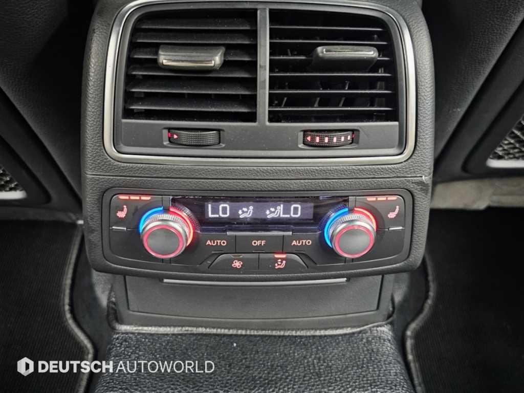 Audi S7 — photo 16