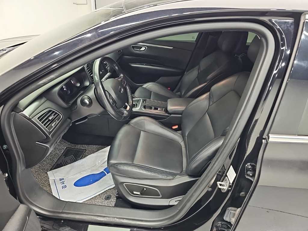 RENAULT SM6 — photo 11