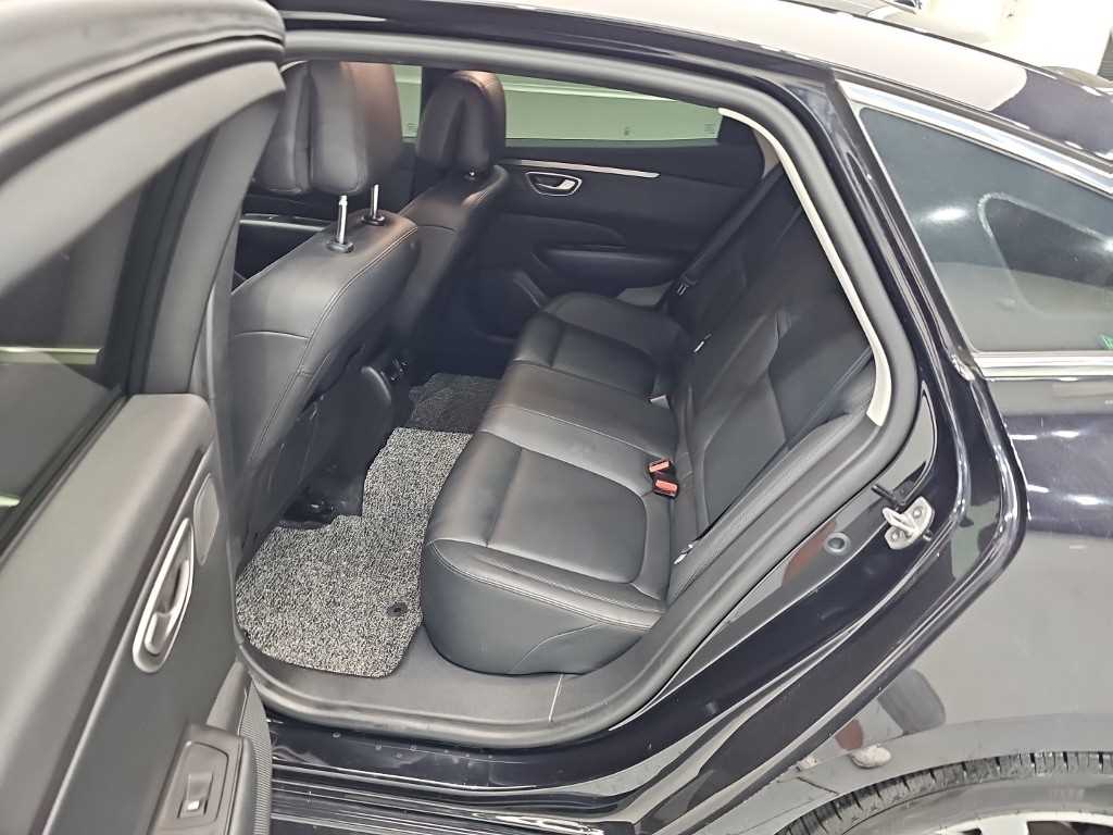 RENAULT SM6 — photo 12