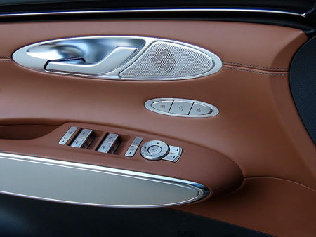 Genesis GV70 — photo 12