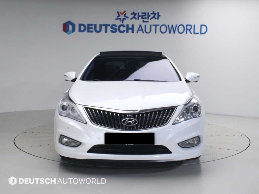 Hyundai Grandeur — photo 03