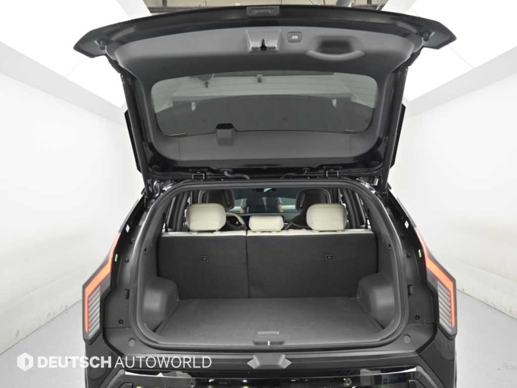Kia EV3 — photo 19