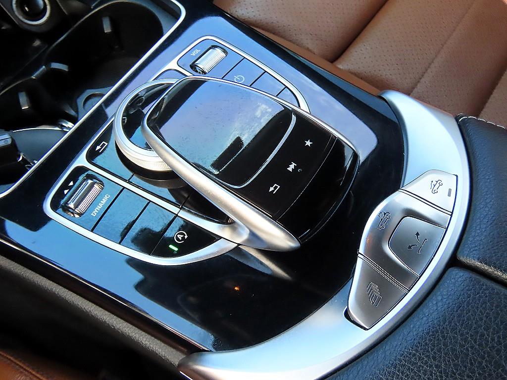 Mercedes-Benz C-Class — photo 13