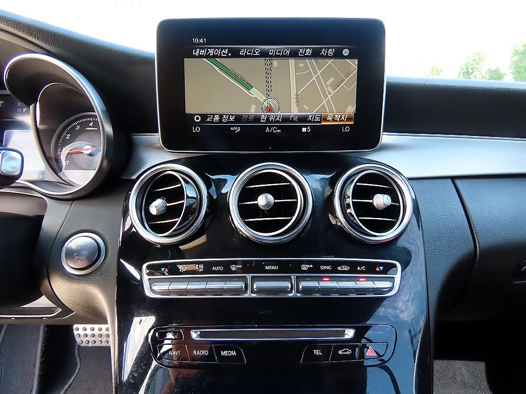 Mercedes-Benz C-Class — photo 14