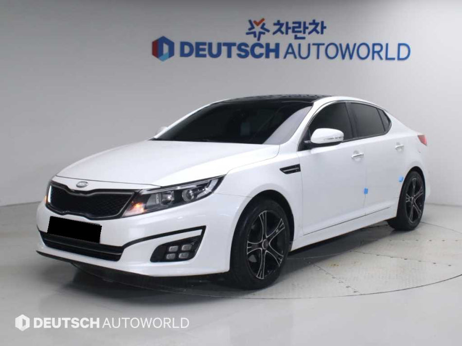 Kia K5 — photo 01
