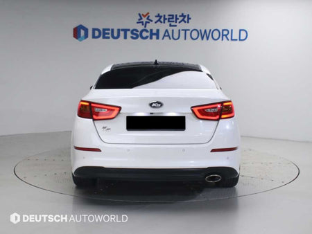 Kia K5 — photo 04