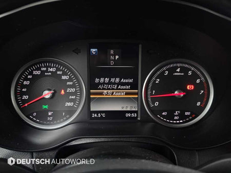 Mercedes-Benz GLC-Class — photo 18