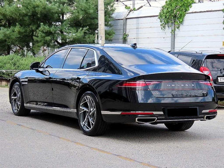 Genesis G90 — photo 03