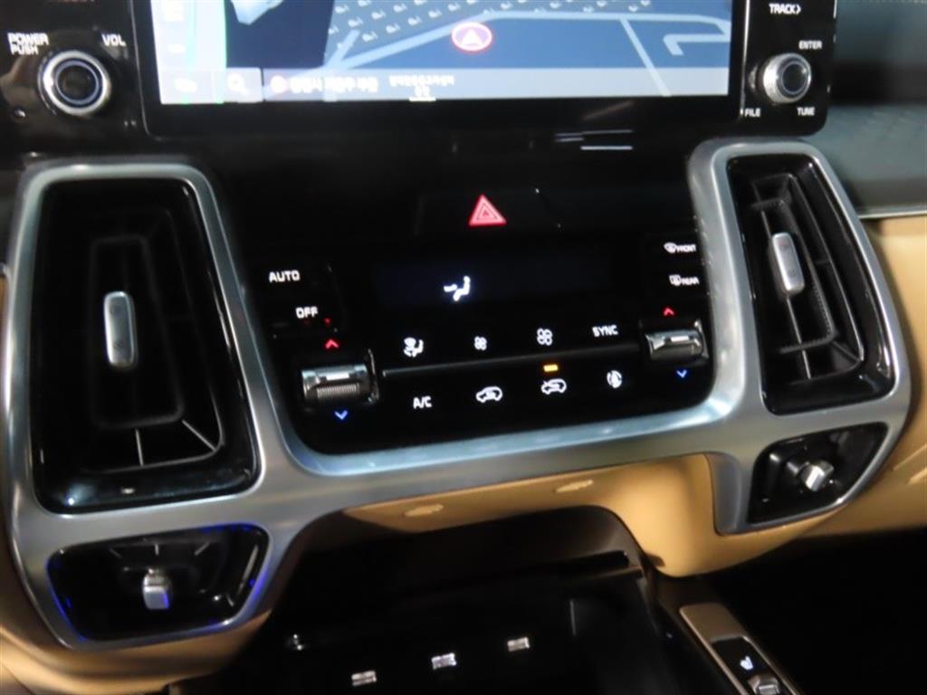 Kia Sorento — photo 07