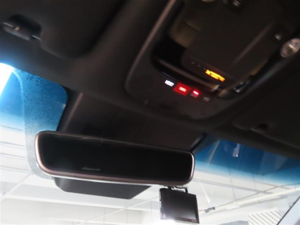 Kia Sorento — photo 10