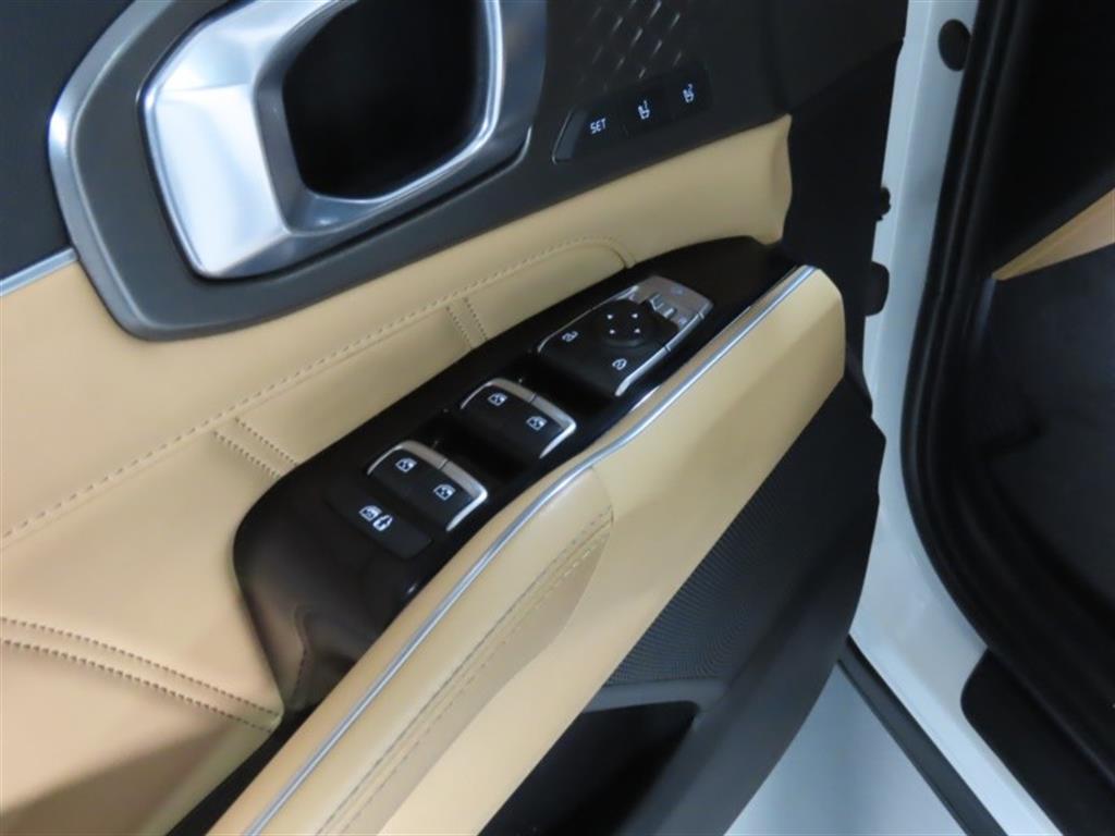 Kia Sorento — photo 12