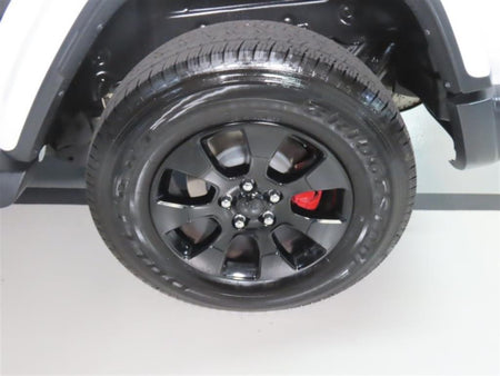 Jeep Wrangler — photo 17
