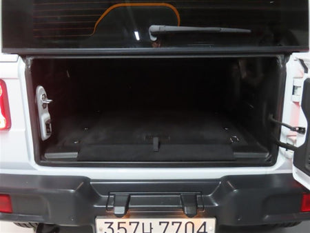Jeep Wrangler — photo 18