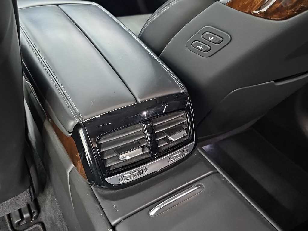 Genesis EQ900 — photo 13