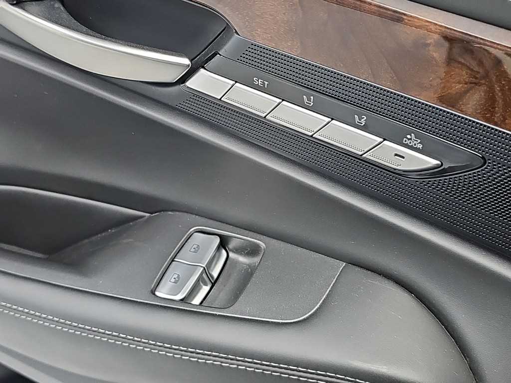 Genesis EQ900 — photo 16