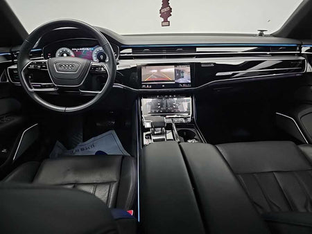 Audi A8 — photo 07