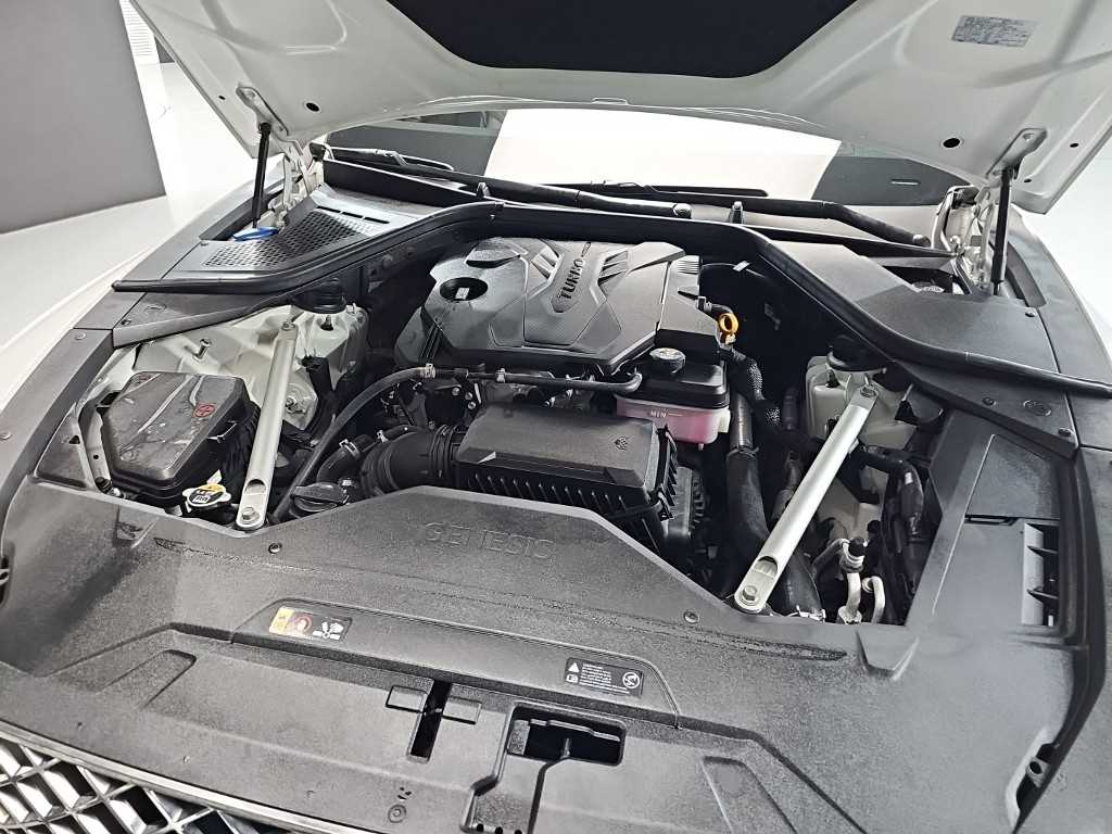Genesis G80 — photo 06