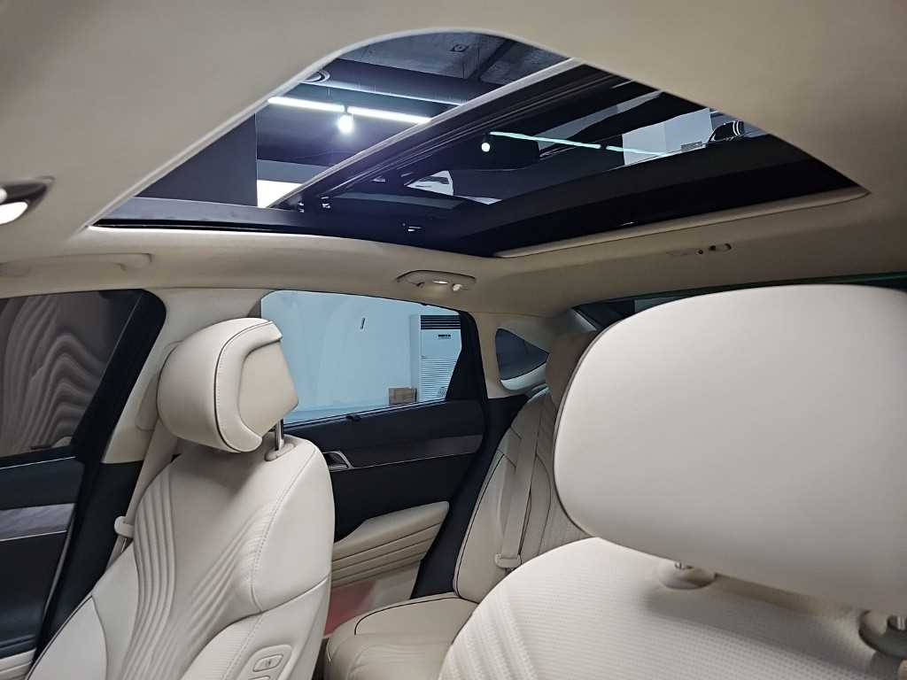 Genesis G80 — photo 15