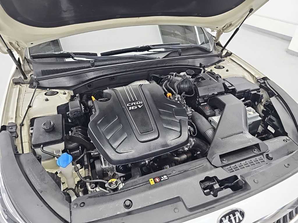 Kia K7 — photo 05