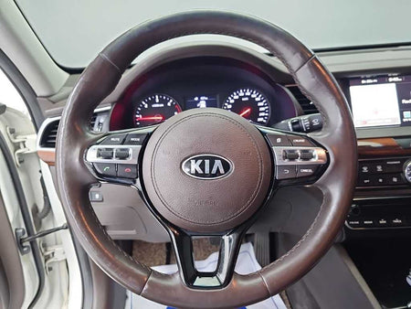 Kia K7 — photo 09