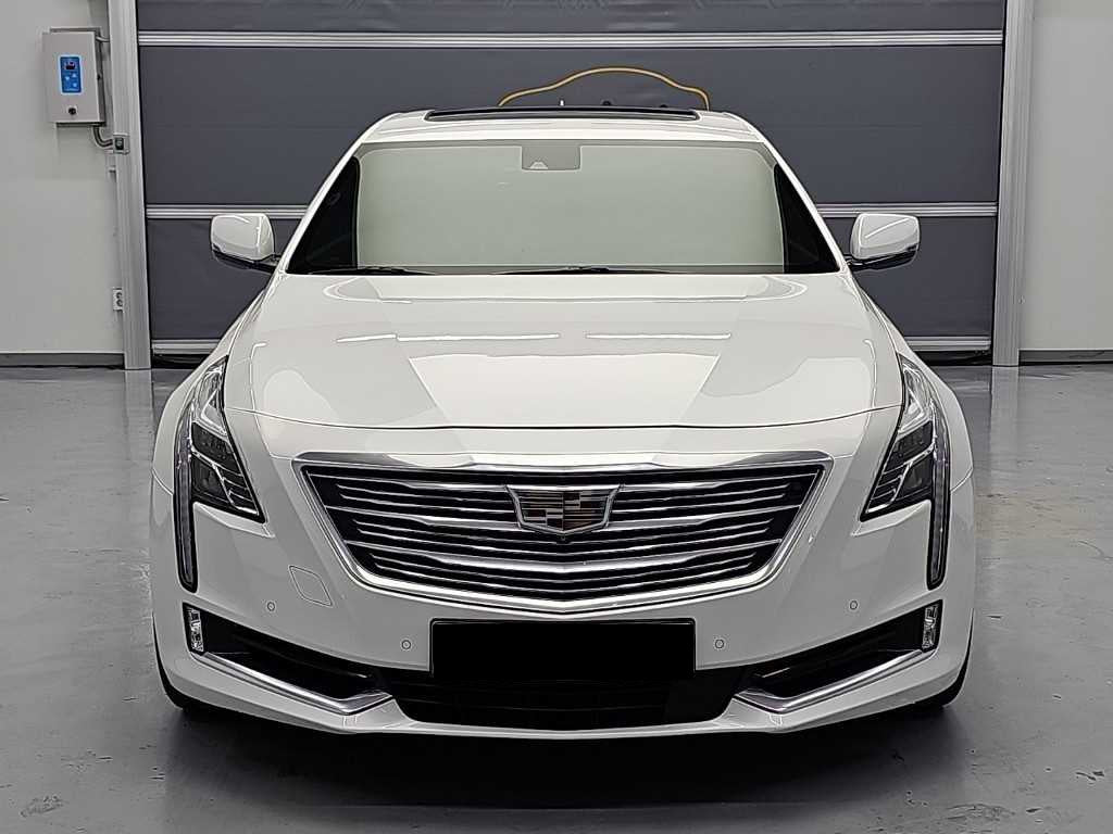 Cadillac CT6 — photo 02