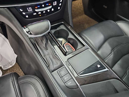 Cadillac CT6 — photo 08