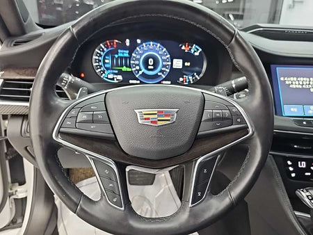 Cadillac CT6 — photo 09