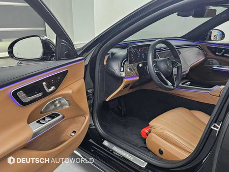 Mercedes-Benz E-Class — photo 11